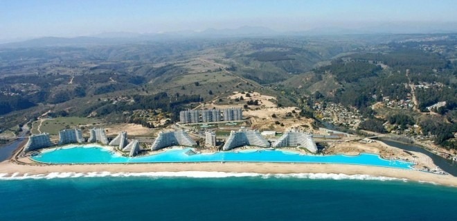 World-Largest-Pool-x-San-Alfonso-De-Mar-Resort-01