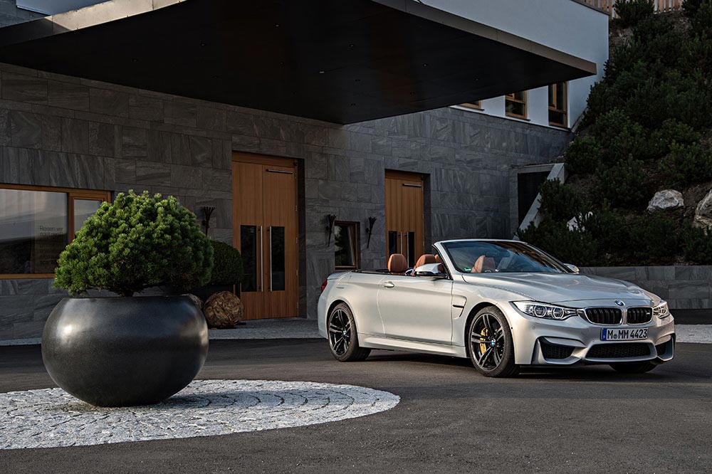 The all new BMW M4 Convertible 3
