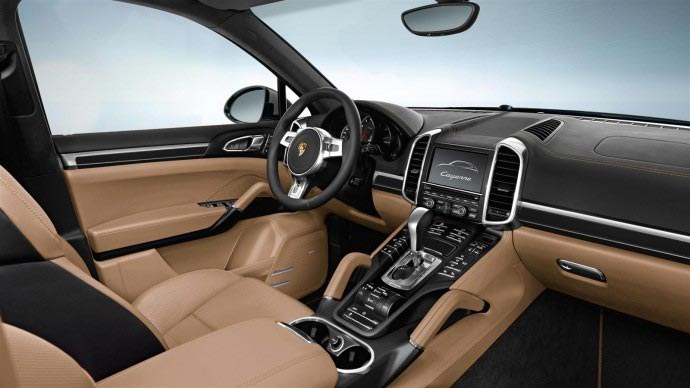 The 2014 Porsche Cayenne Platinum Edition 9