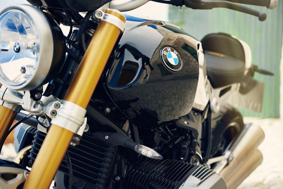 Essenz aus 90 Jahren BMW Motorrad Faszination: BMW R nineT 10