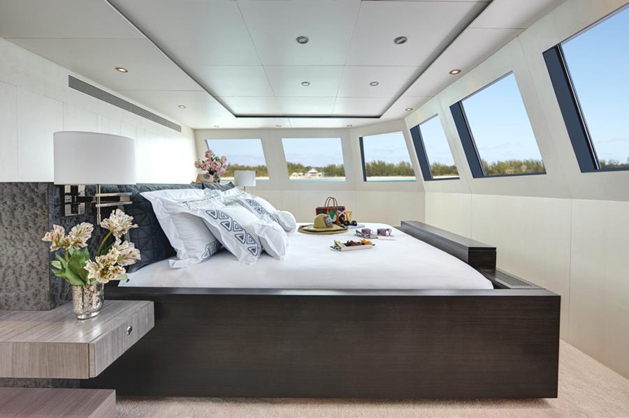 Highlander Yacht Available For Charter 6