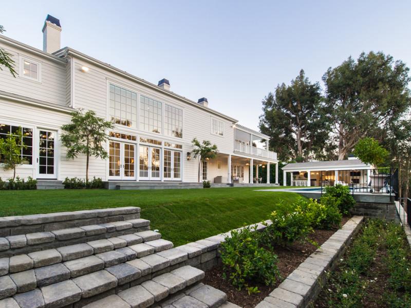 Inside Michael Strahan’s $17 Million LA Mansion 6