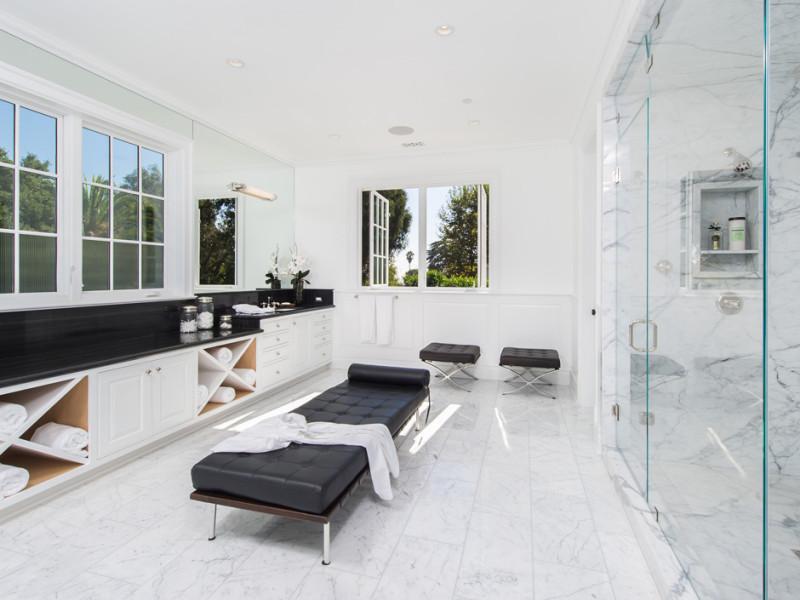 Inside Michael Strahan’s $17 Million LA Mansion 4