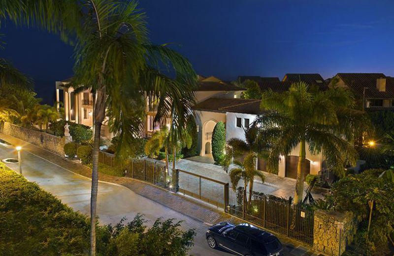 LeBron James sells his $17 Million Dollar Waterfront Mansion in Miami 7