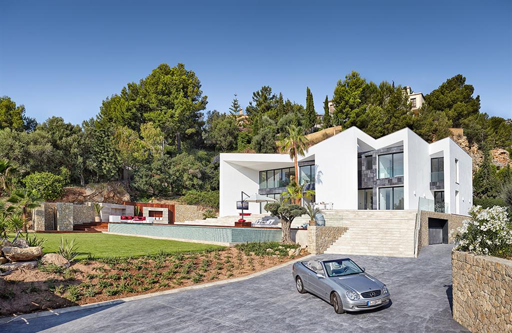 The Unique Origami House in Mallorca 9