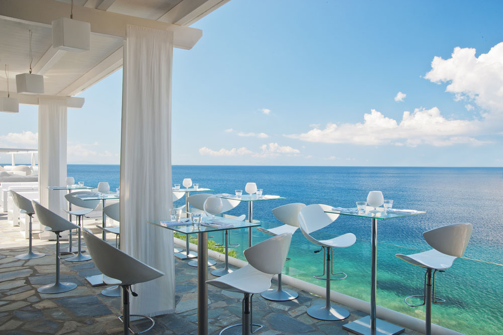 Petasos Beach Resort & Spa auf Mykonos 1