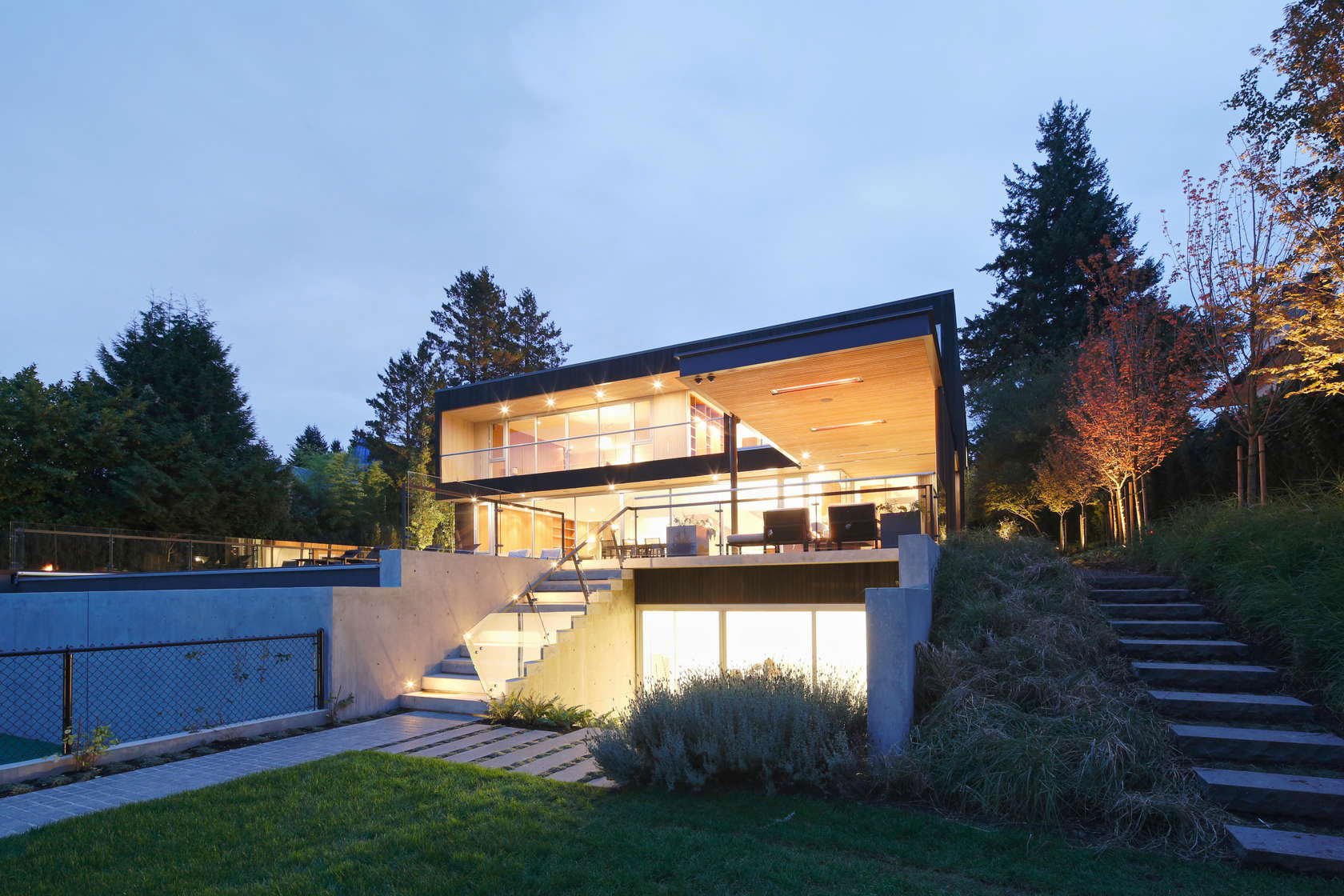 The Point Grey Residence by Evoke 17
