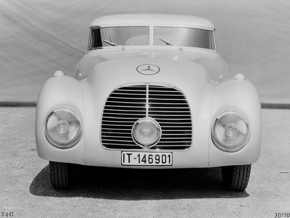 Public Premiere for Mercedes-Benz 540 K Streamliner from 1938 12