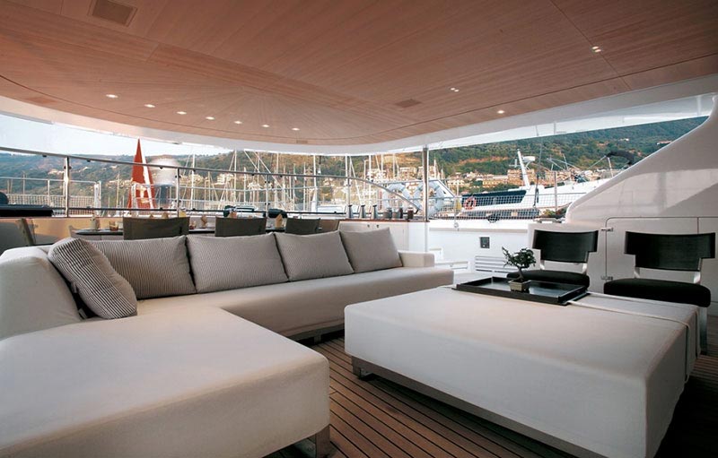 Rupert Murdoch Sells His Sailing Superyacht for $29.7M 4