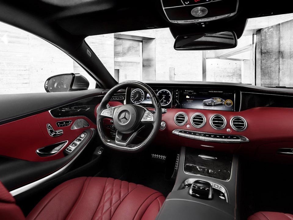 Pure Luxury: The New S-Class Coupé 12