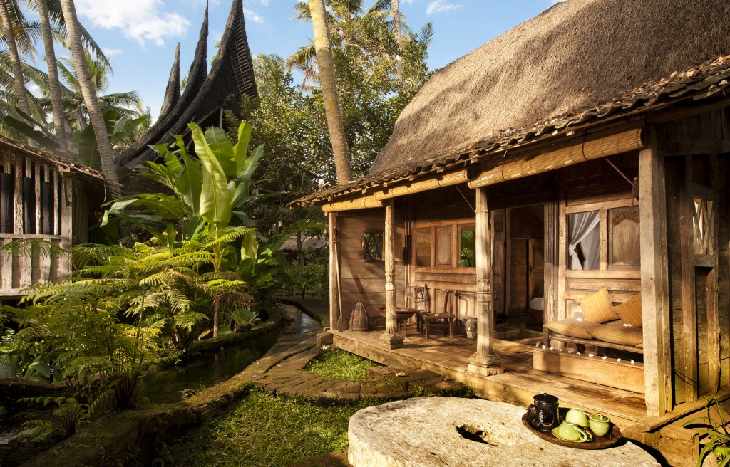 Diese Suite in Bali hat einen Boden aus Glas x Das Shrimp House 3