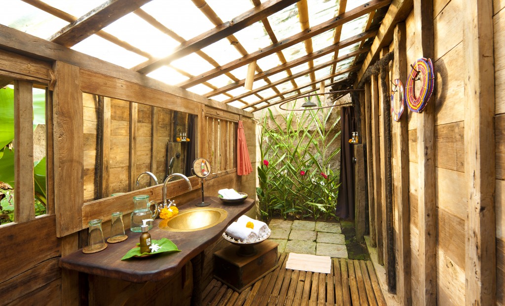 Diese Suite in Bali hat einen Boden aus Glas x Das Shrimp House 4