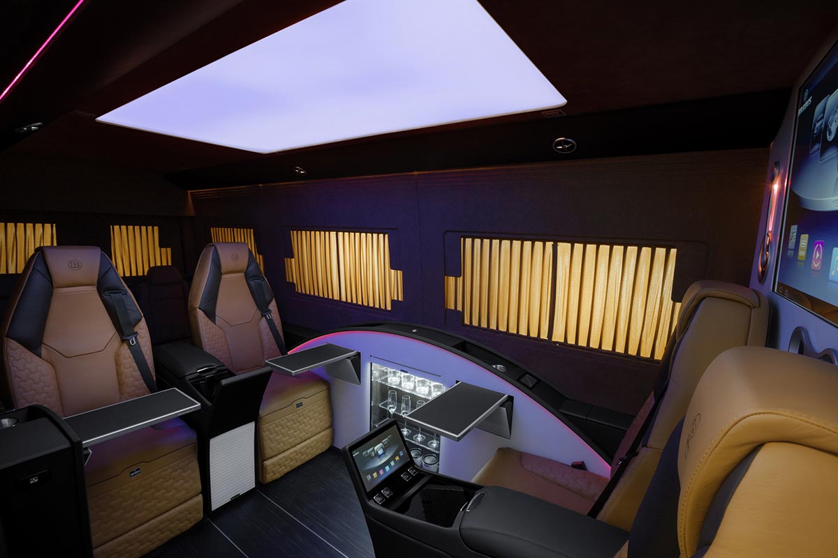 Brabus verwandelt Mercedes Sprinter in eine Business Lounge 5