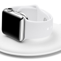 Apple stellt magnetischen Dock für die Apple Watch vor