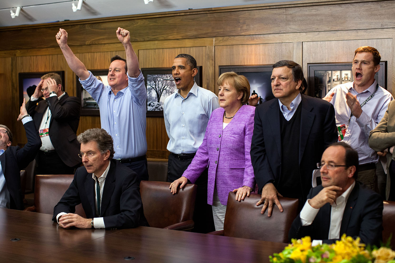 Official White House Photographer Pete Souza Reveals His Favourite Photos Of Obama 19