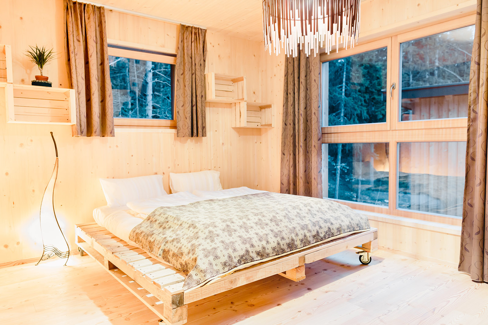 Südtirol – Urlaub in der Natur im Forest Chalet Resort Felizitas 3