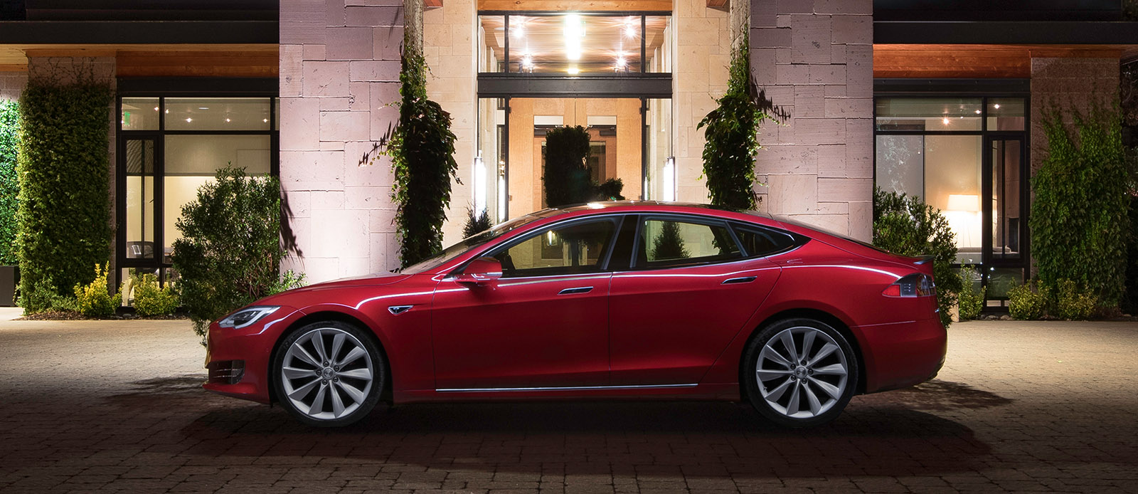 Tesla gewinnt zum dritten Mal den Best Cars Award 5