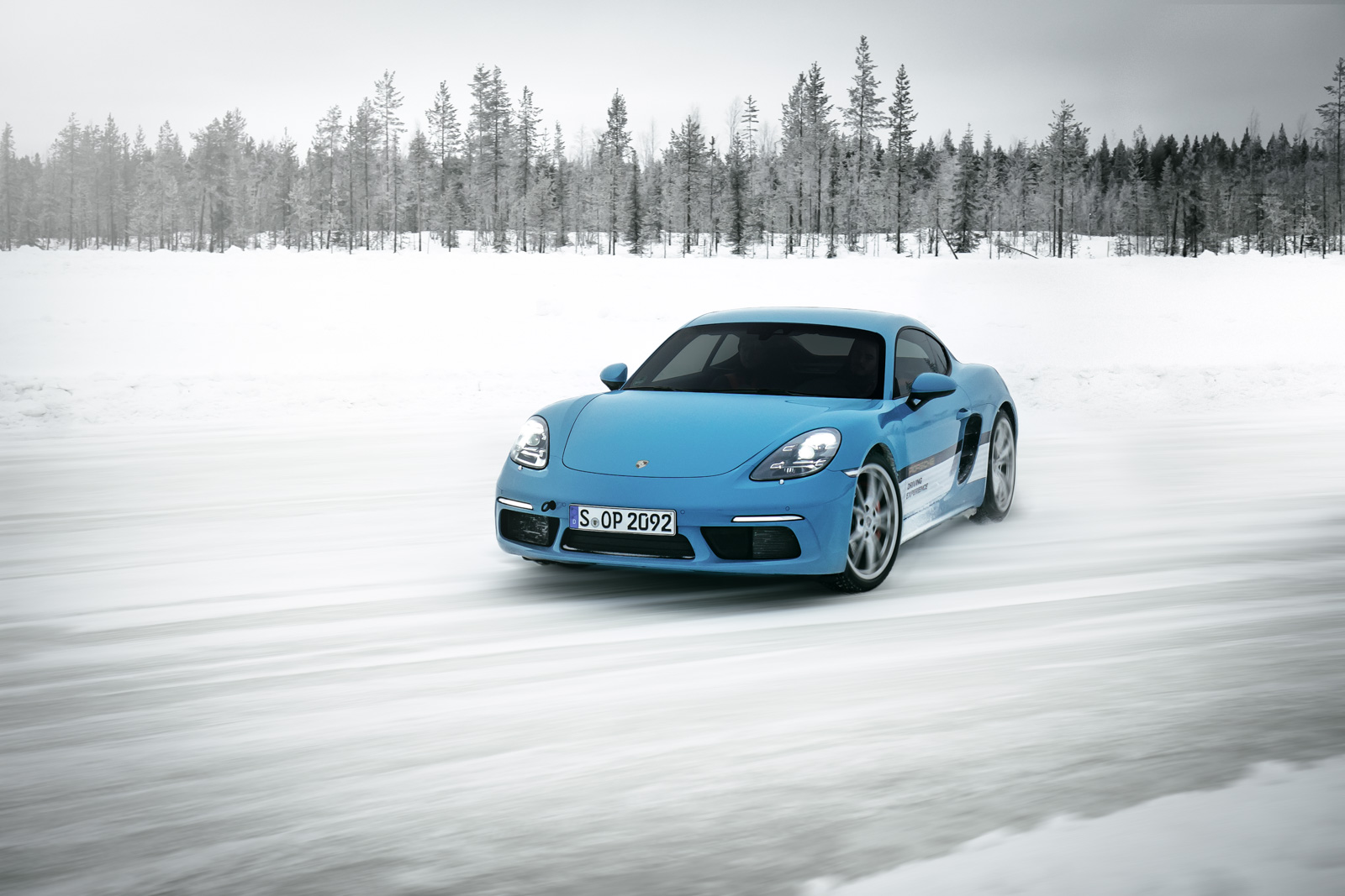 Die Porsche Driving Experience Winter mit Rallye-Legende Walter Röhrl 1