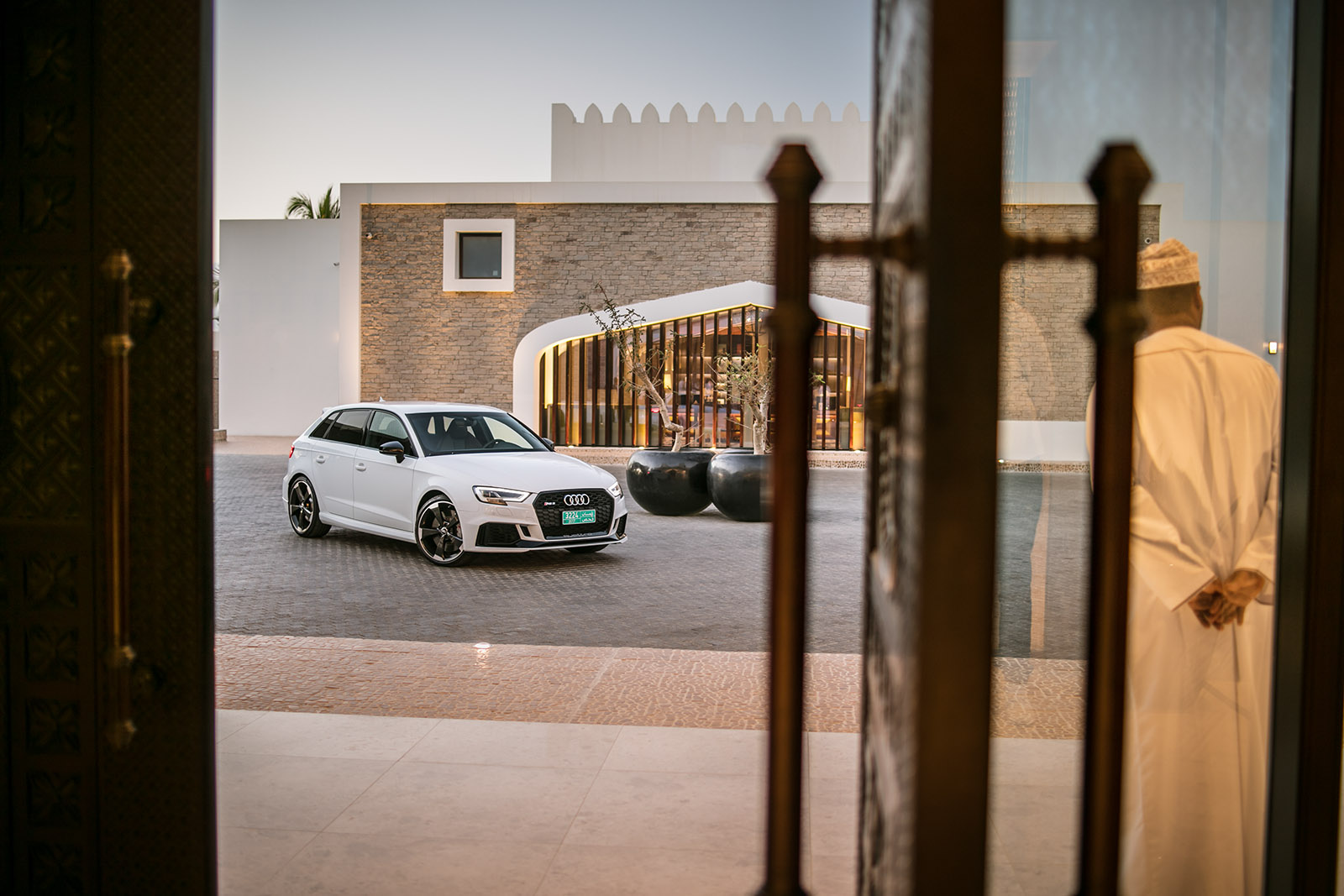 Staub aufwirbeln auf den Straßen des Sultanats Oman: Das ist der neue RS3 12