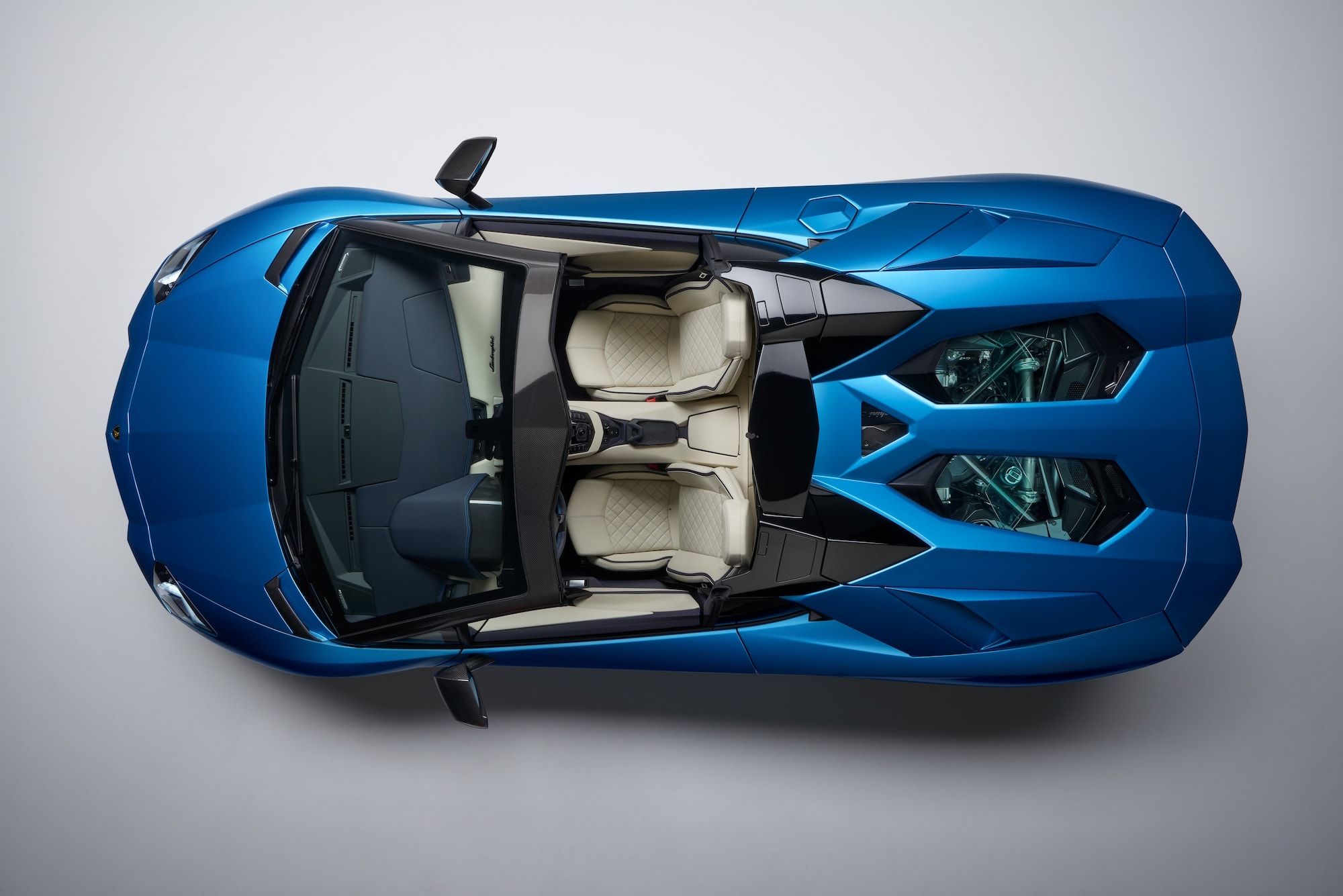 Wohlbedacht: Lamborghini präsentiert neuen Aventador S Roadster 4