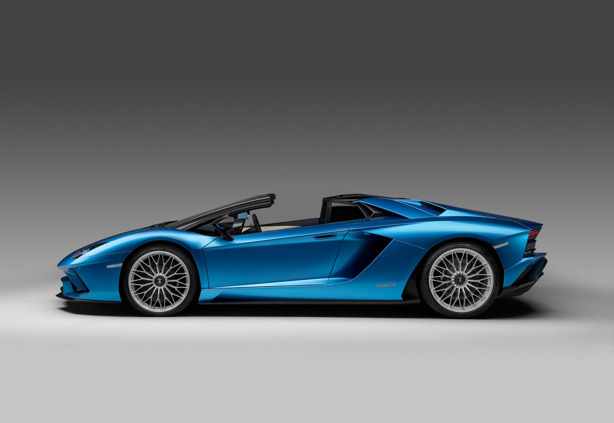 Wohlbedacht: Lamborghini präsentiert neuen Aventador S Roadster 6