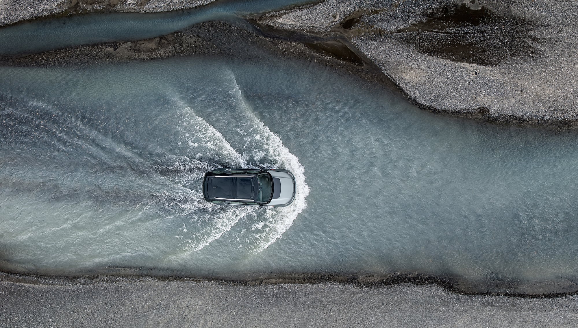 Mehr als nur ein SUV: Der neue Land Rover Discovery SVX 5