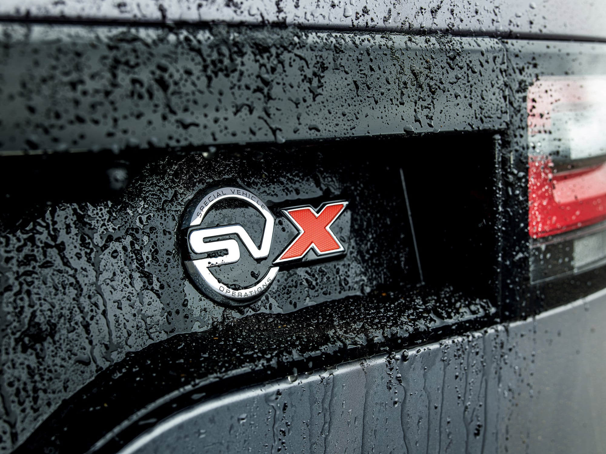 Mehr als nur ein SUV: Der neue Land Rover Discovery SVX 11