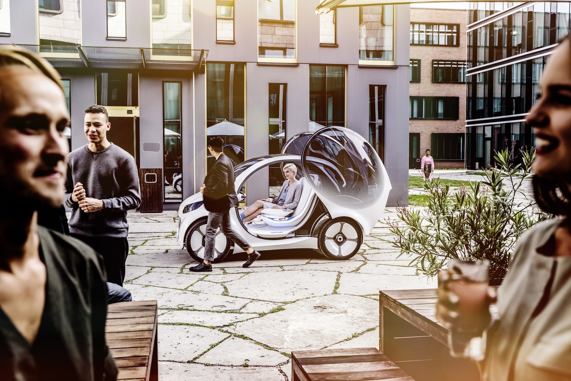 Das Carsharing der Zukunft: Autonomes Konzeptfahrzeug smart vision EQ fortwo 4