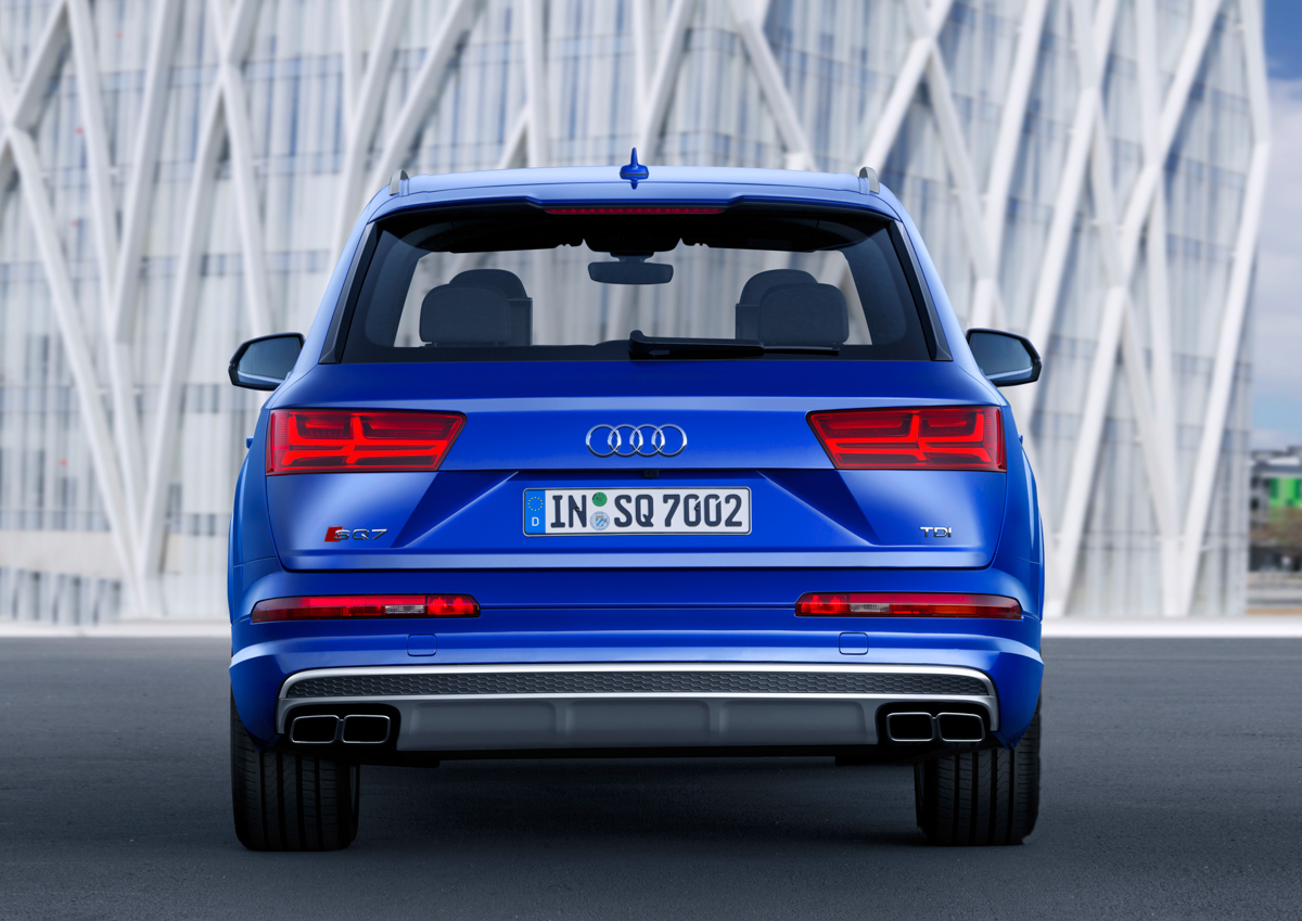 Premium SUV Feels With The Audi SQ7 5