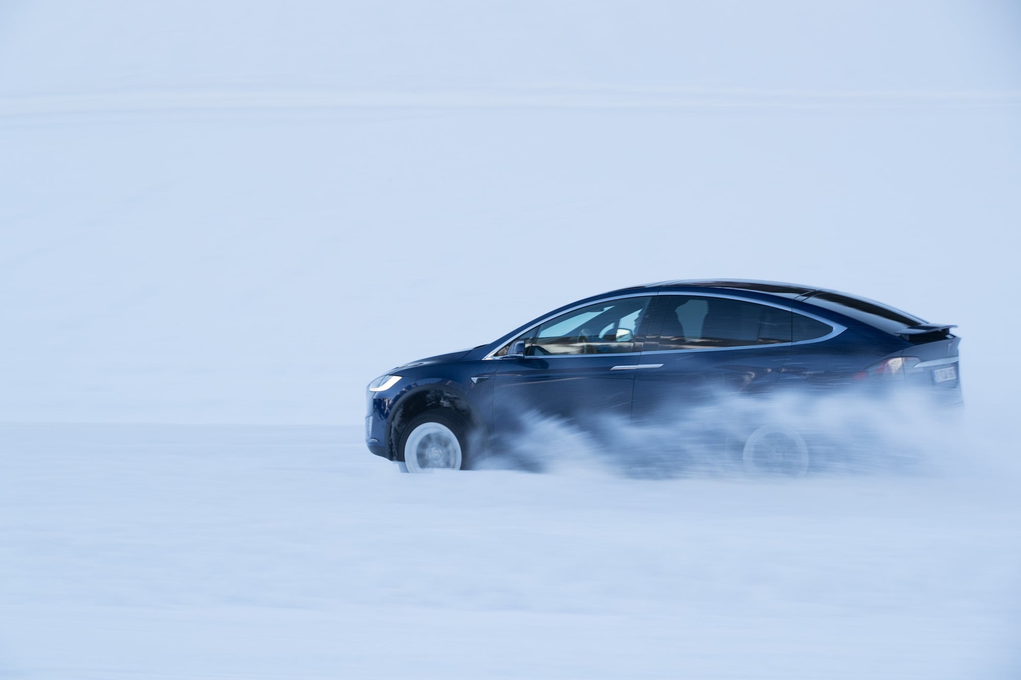 Härteprobe unter winterlichen Bedingungen: Die Tesla Winter Driving Experience 4