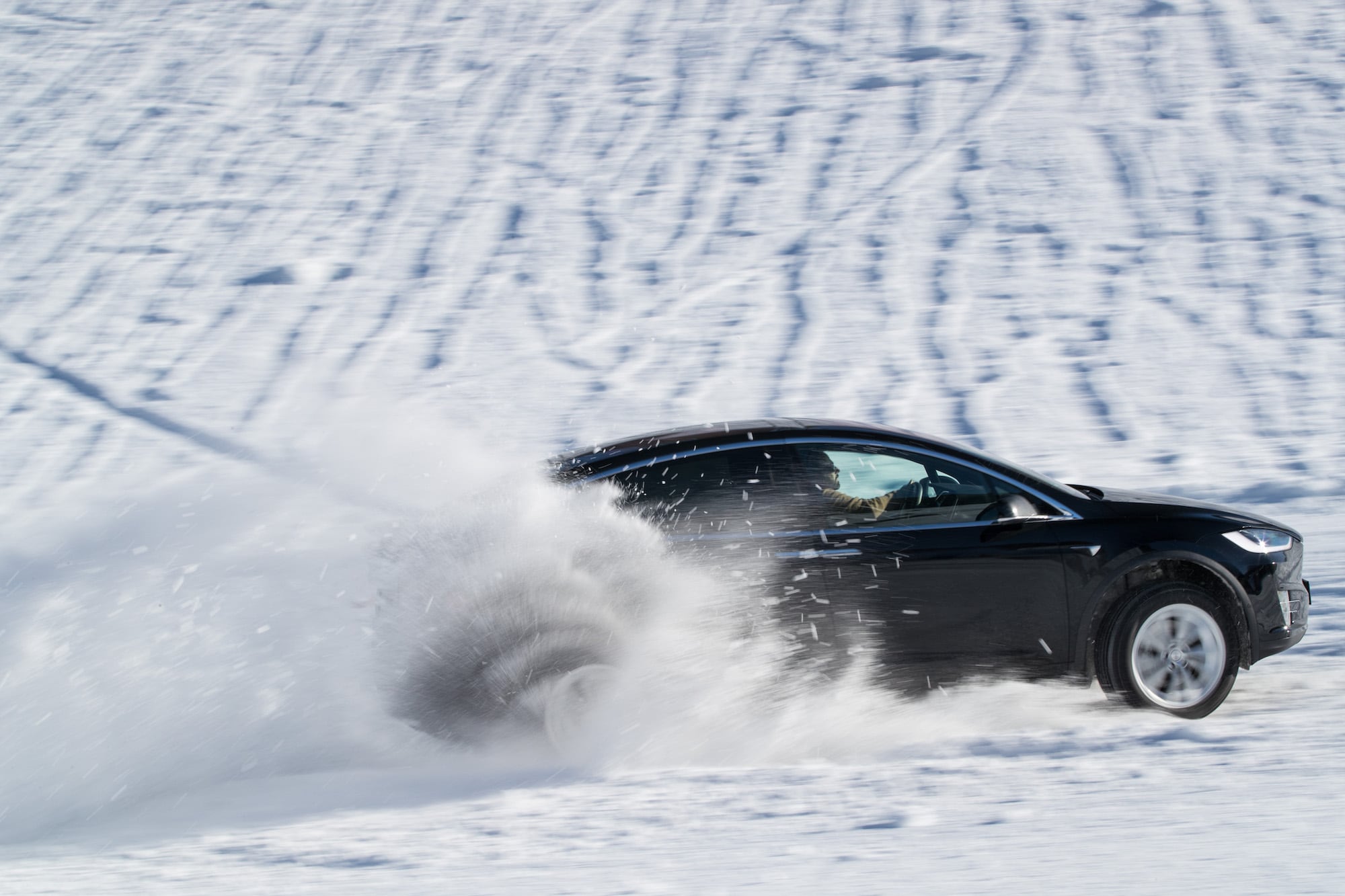 Härteprobe unter winterlichen Bedingungen: Die Tesla Winter Driving Experience 7