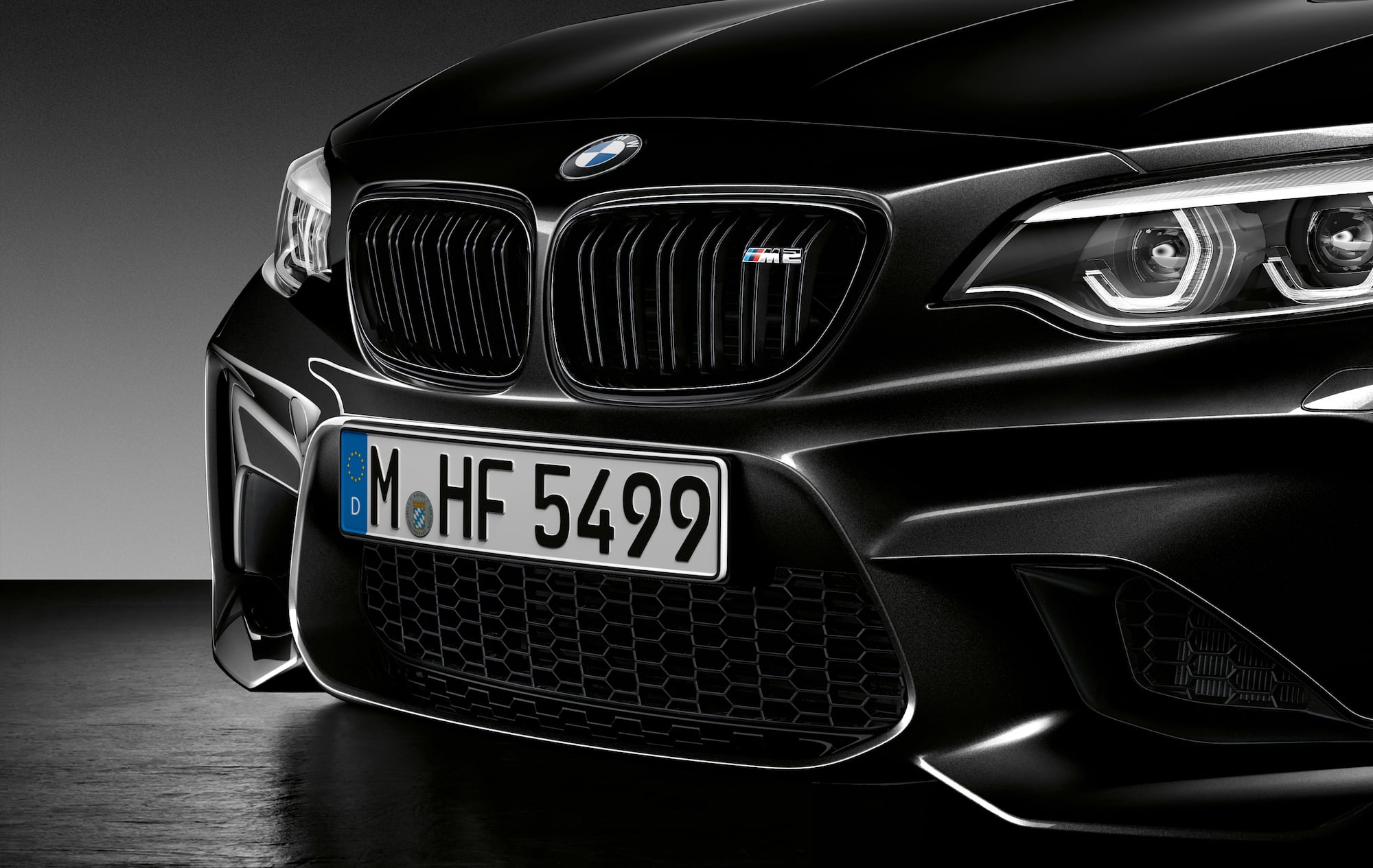 BMW M2 Coupe Edition Black Shadow 02