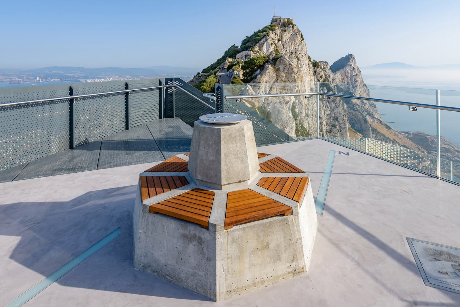 Skywalk Gibraltar by Arc Designs 02