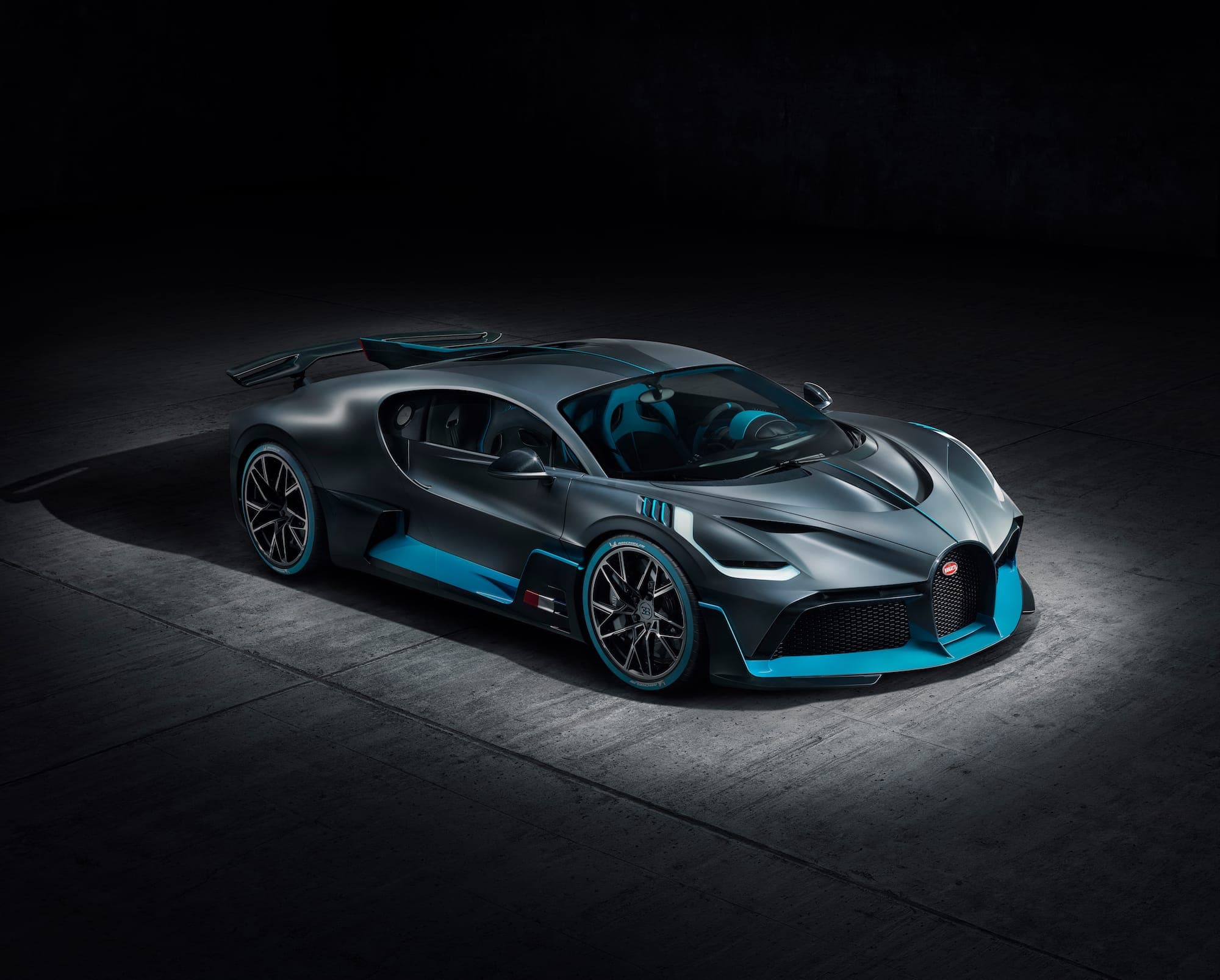Bugatti Divo 2018 01