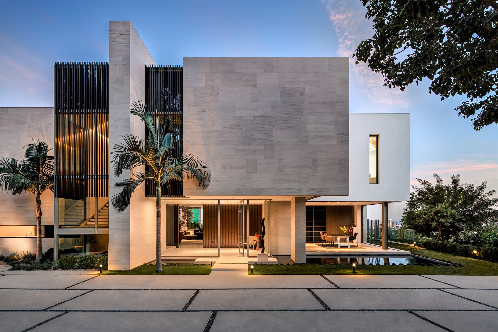 Stradella in Bel Air, Los Angeles, by SAOTA featured