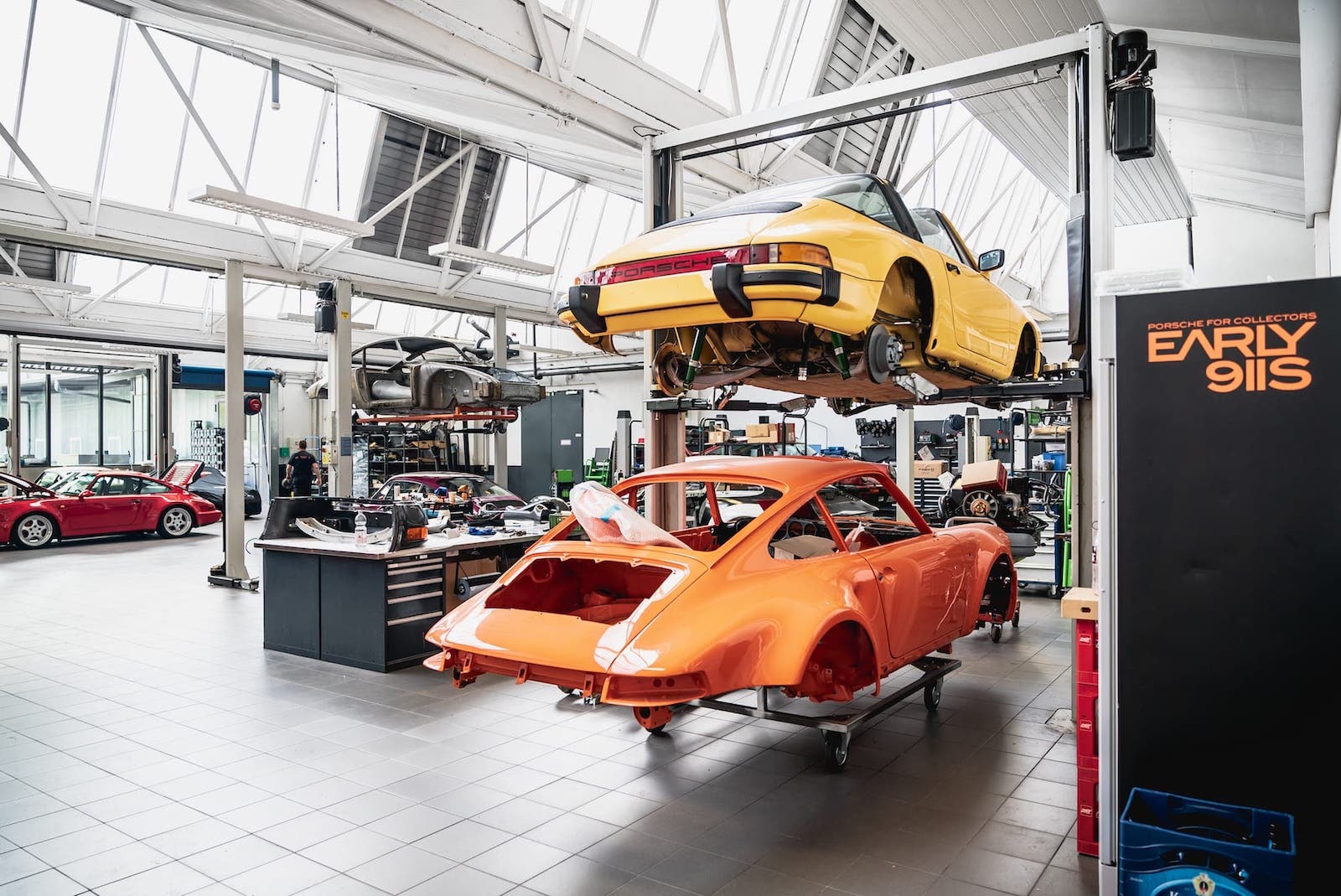 early 911s: Zu Besuch in den beeindruckenden Porsche 911er Hallen von Manfred Hering 10
