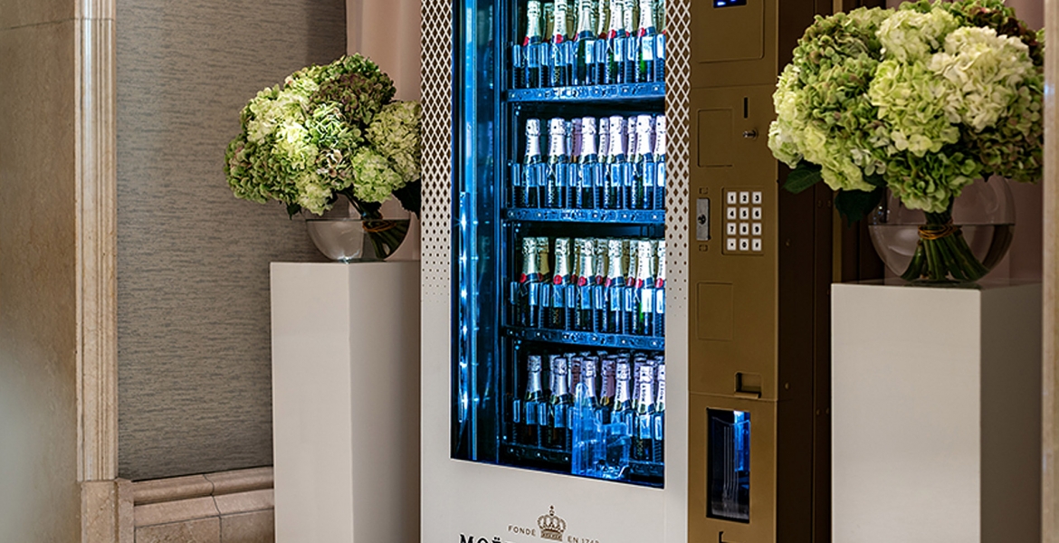 Die Champagner Vending Machine im Ritz Carlton in Florida