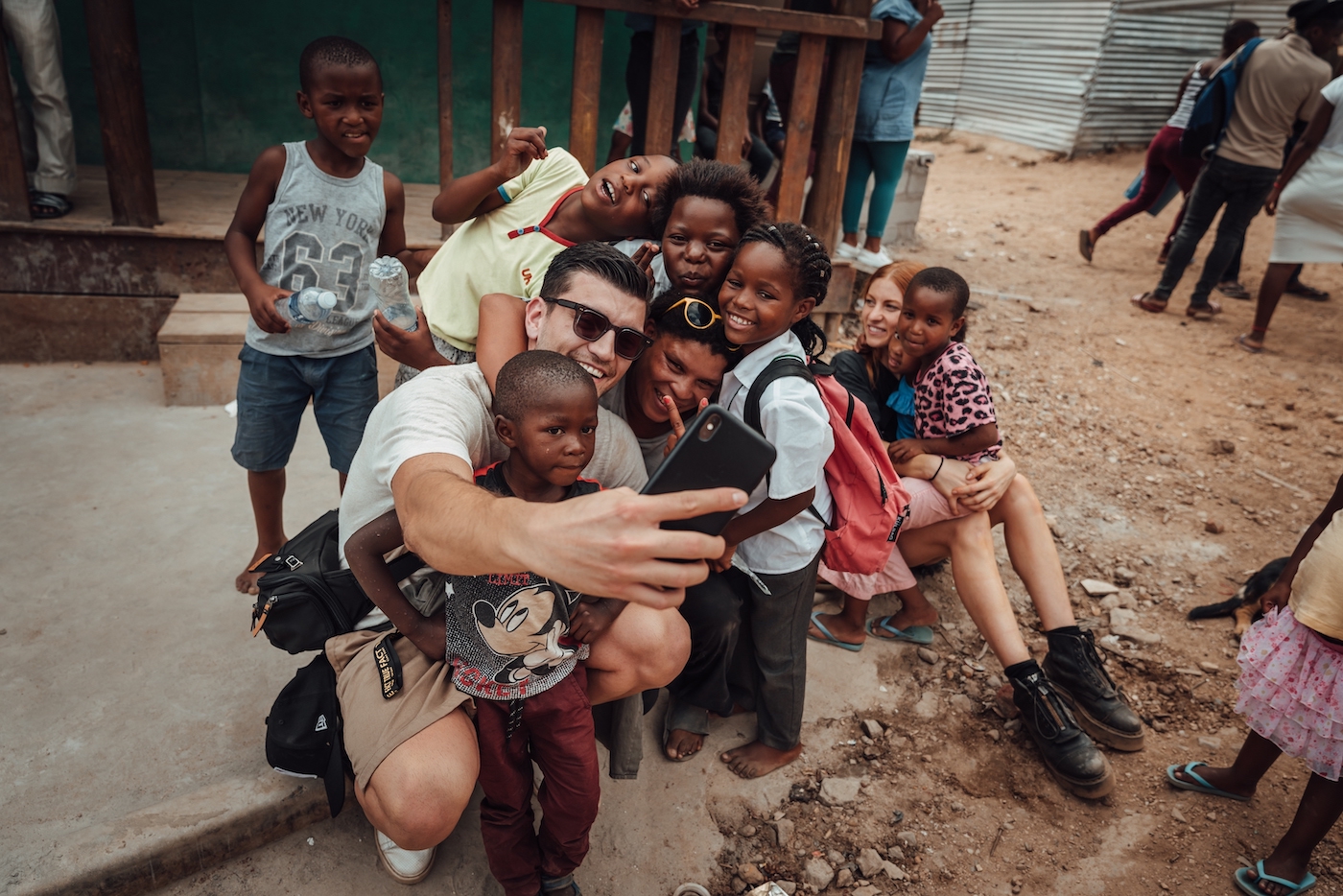 Clean Water for Langrug: How Influencers are Helping Charities to Make a Difference 16